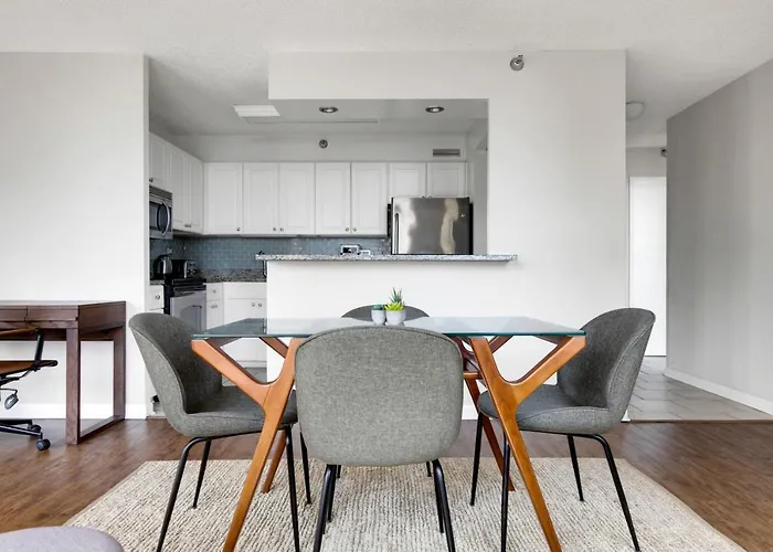 River N 1br W Gym Wd Nr Mag Mile Chi-85 Apartment *