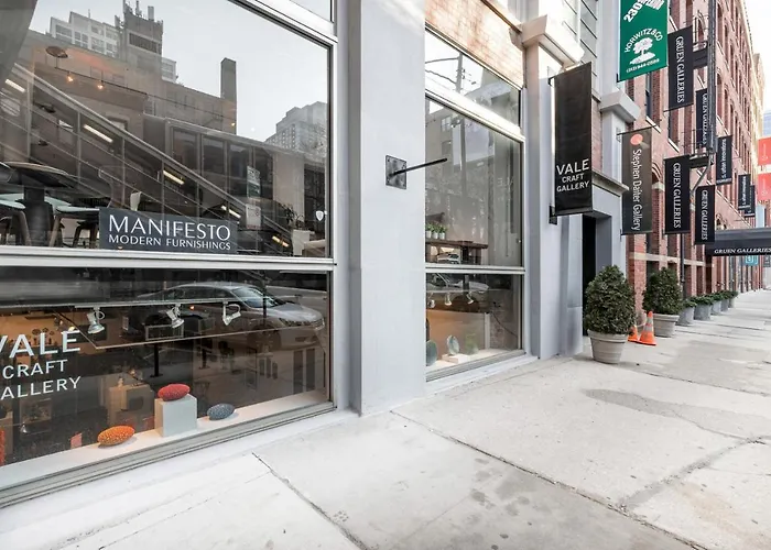River N 1br W Gym Wd Nr Mag Mile Chi-85 *